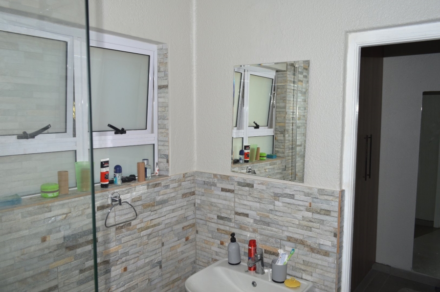 4 Bedroom Property for Sale in Flamwood North West